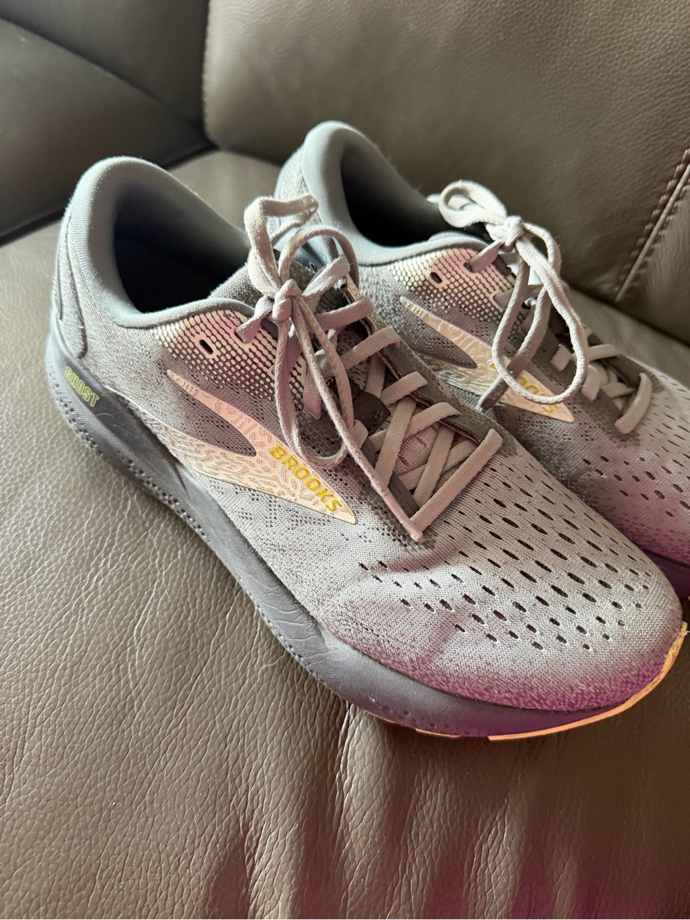Brooks Women's Gray Running Shoes with Pink Accents
